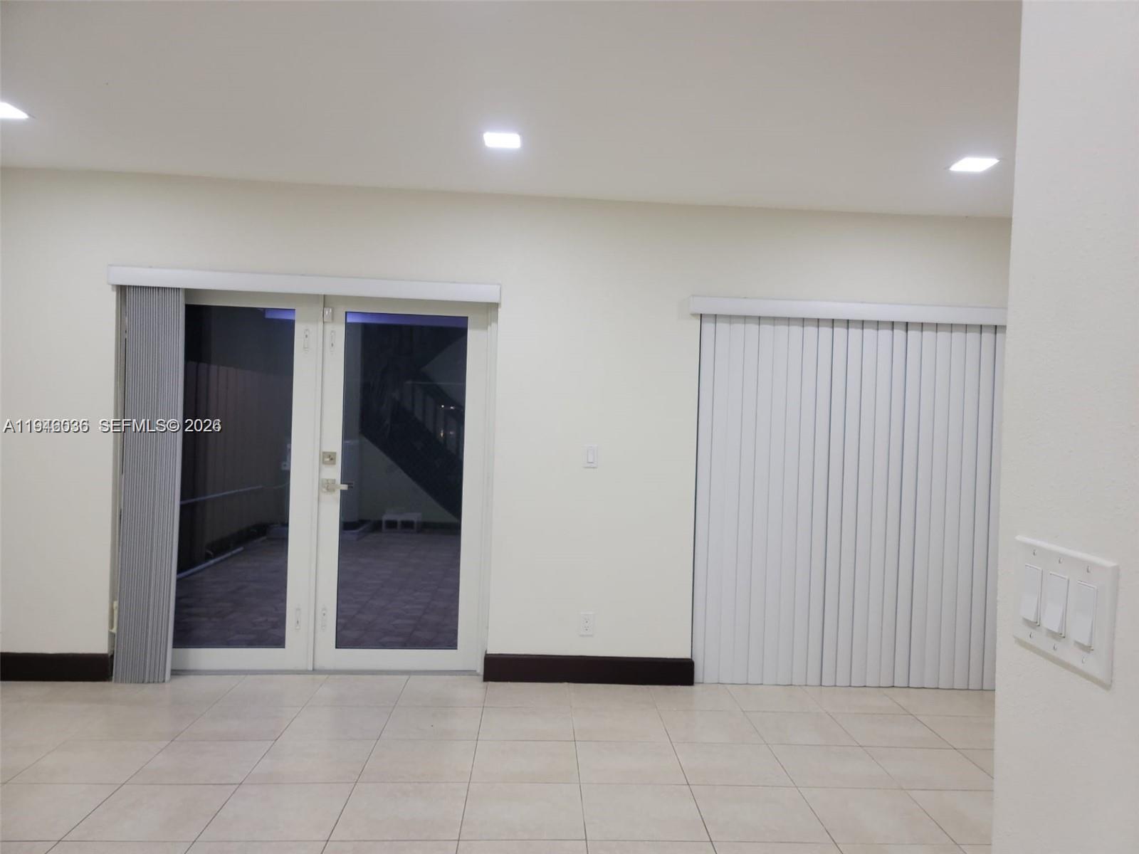 WEITZER SERENA LAKES TOWN - Residential