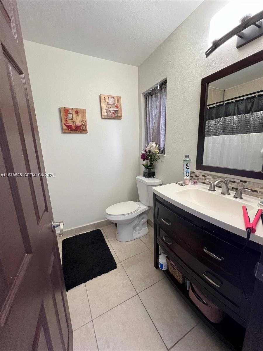 WEITZER SERENA LAKES TOWN - Residential