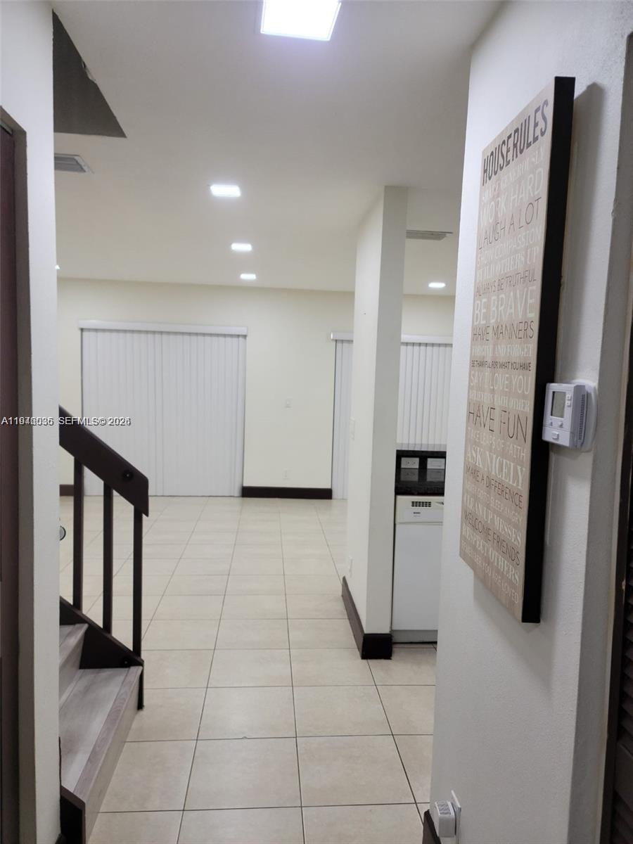 WEITZER SERENA LAKES TOWN - Residential