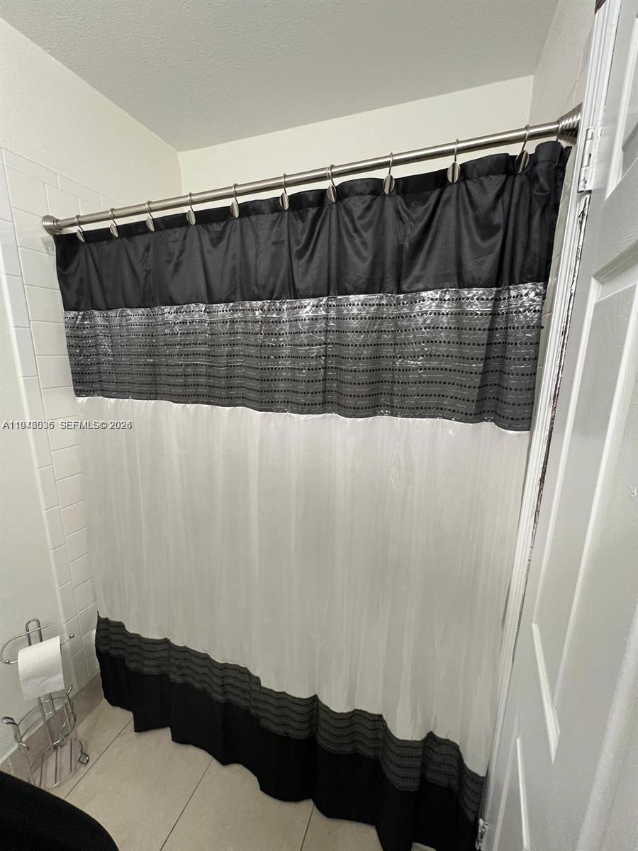 WEITZER SERENA LAKES TOWN - Residential