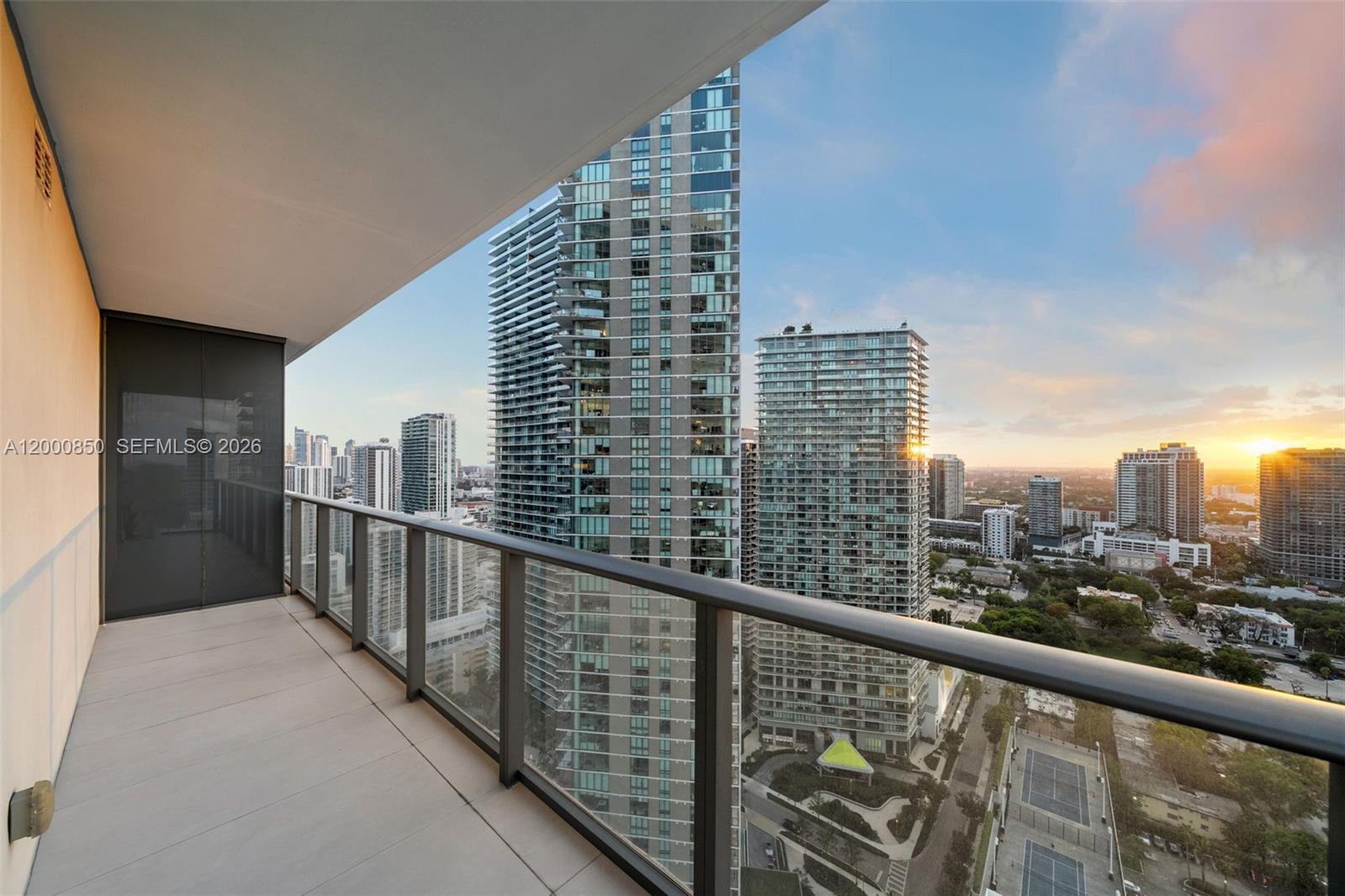 ONE PARAISO CONDO - Residential