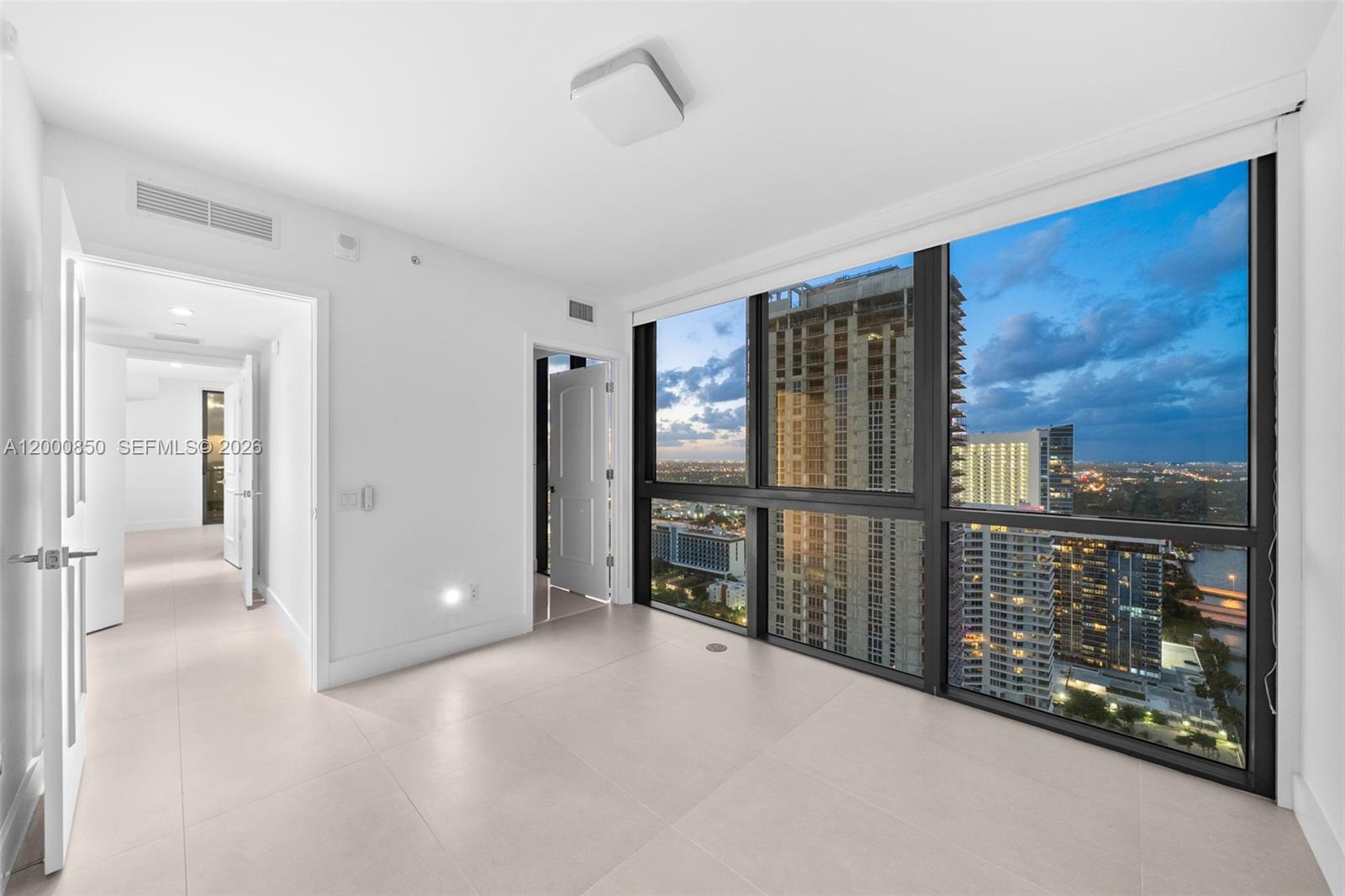 ONE PARAISO CONDO - Residential