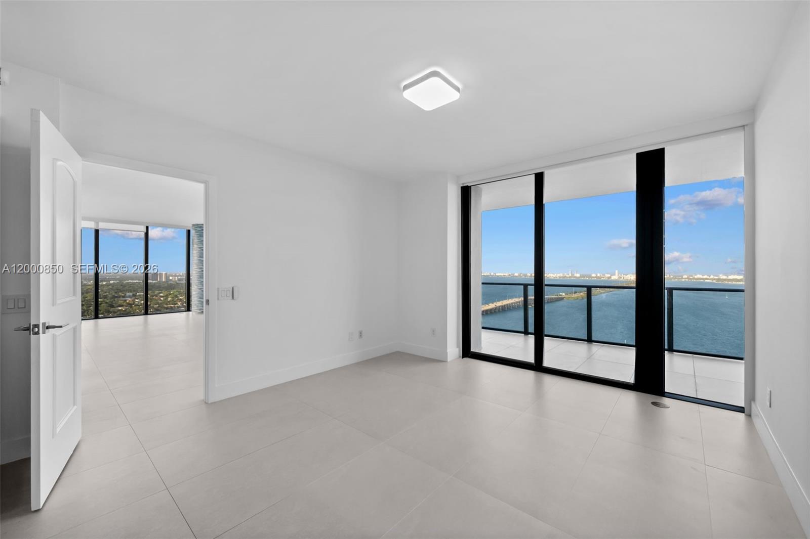 ONE PARAISO CONDO - Residential