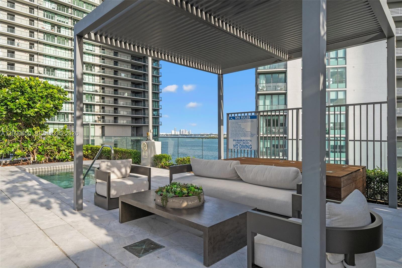 ONE PARAISO CONDO - Residential