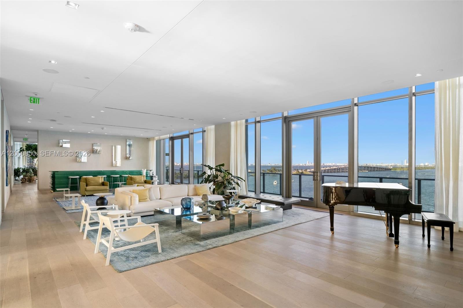 ONE PARAISO CONDO - Residential