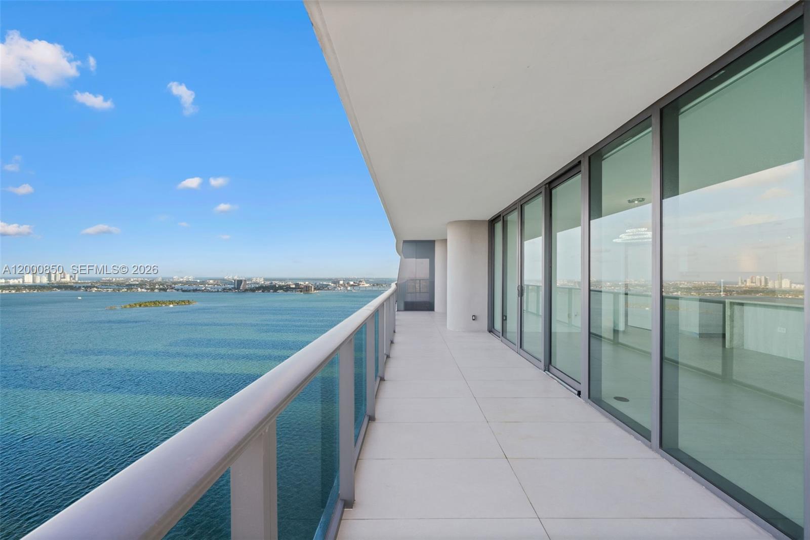 ONE PARAISO CONDO - Residential