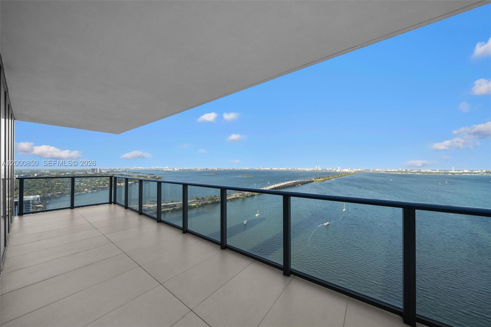 ONE PARAISO CONDO - Residential