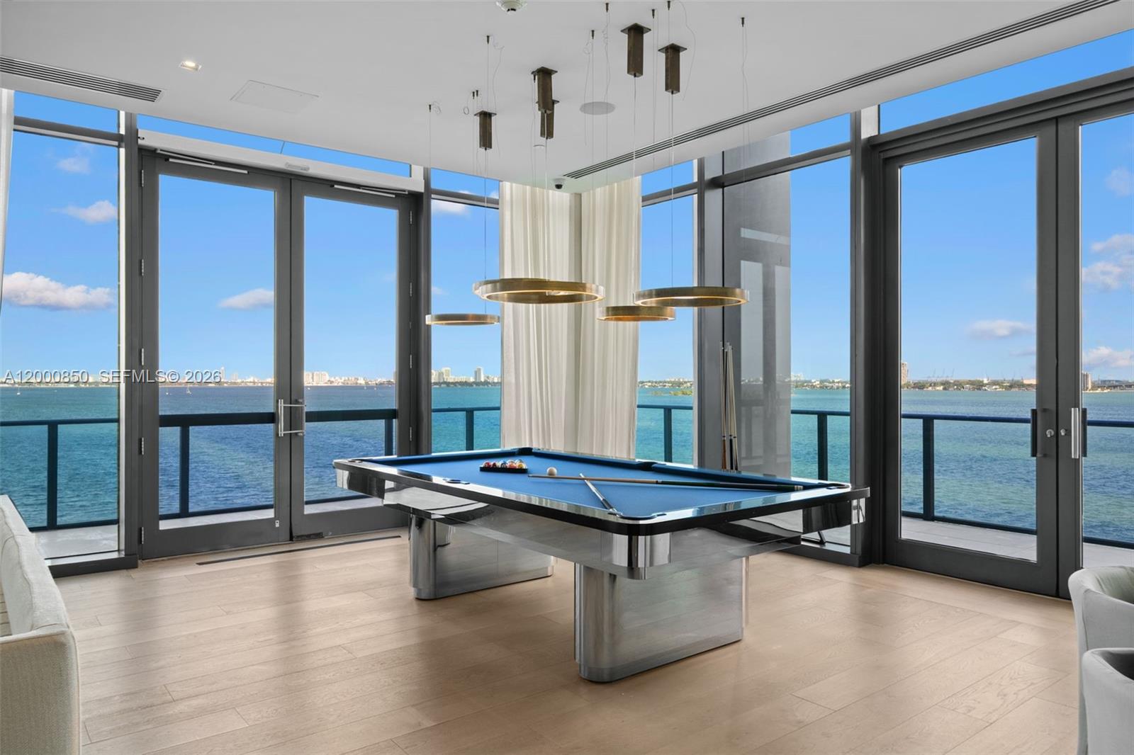 ONE PARAISO CONDO - Residential