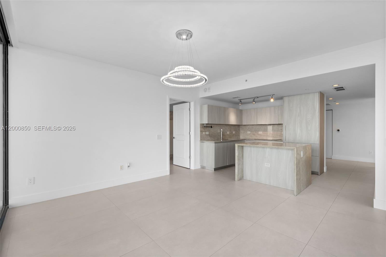 ONE PARAISO CONDO - Residential