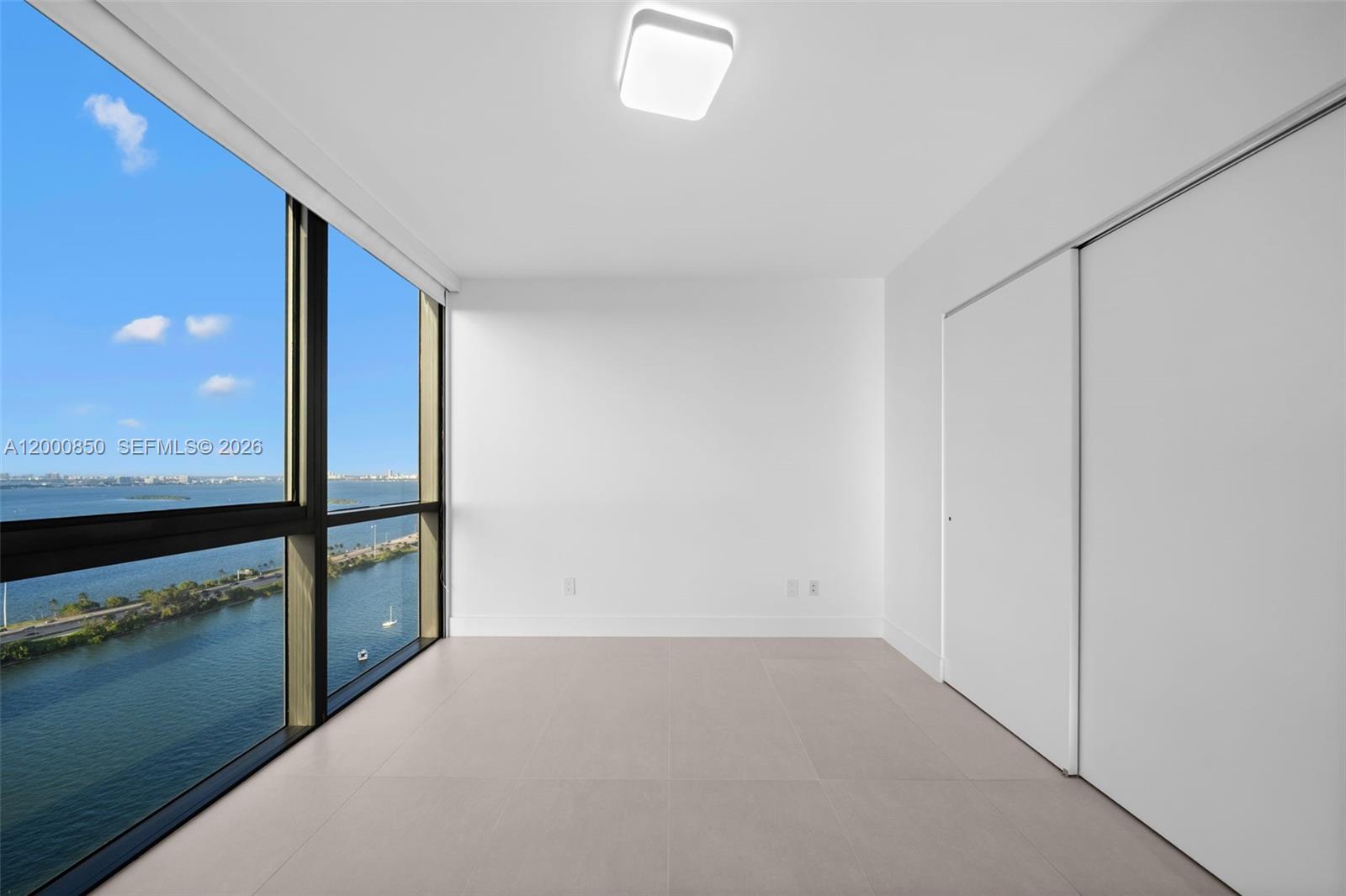 ONE PARAISO CONDO - Residential