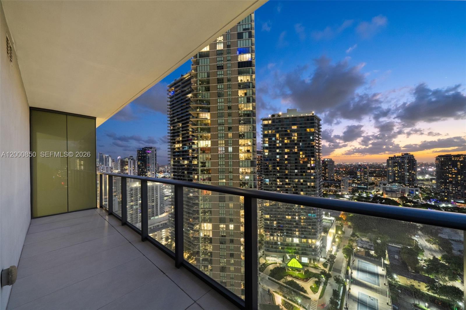 ONE PARAISO CONDO - Residential