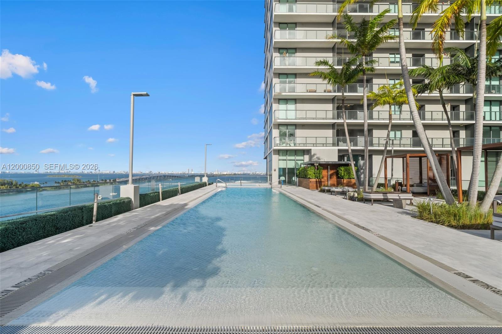 ONE PARAISO CONDO - Residential