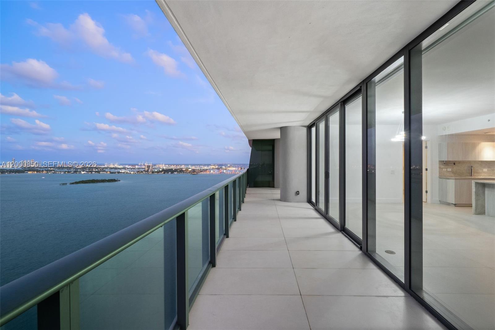 ONE PARAISO CONDO - Residential