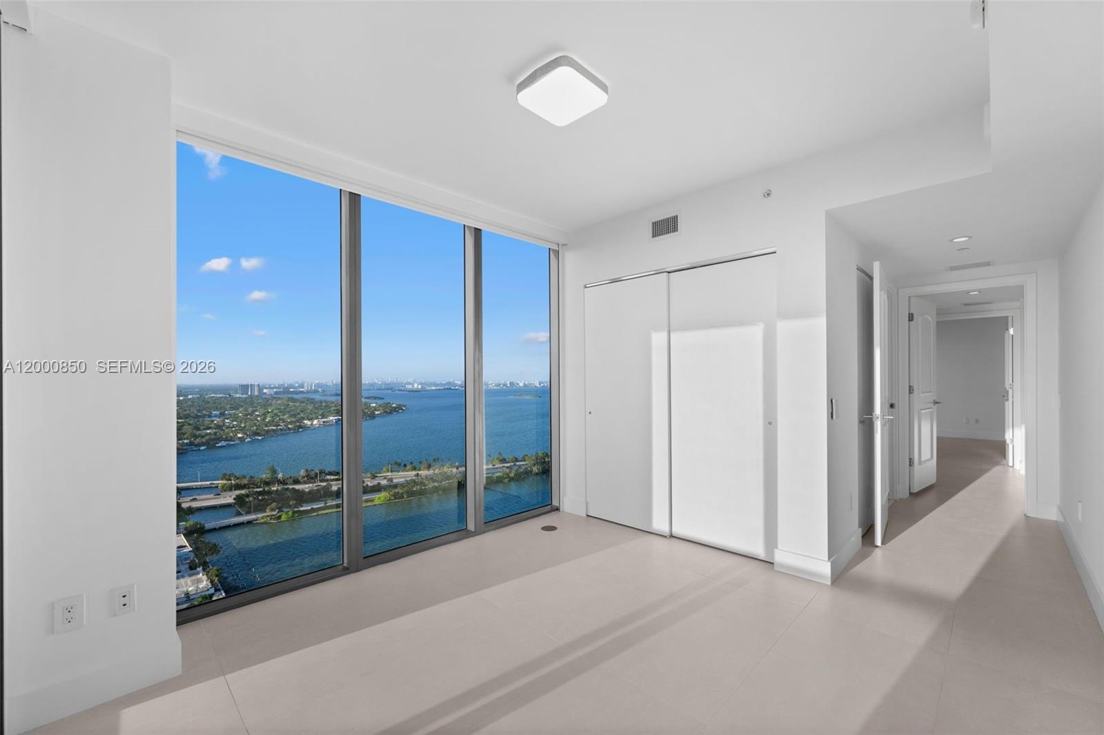 ONE PARAISO CONDO - Residential