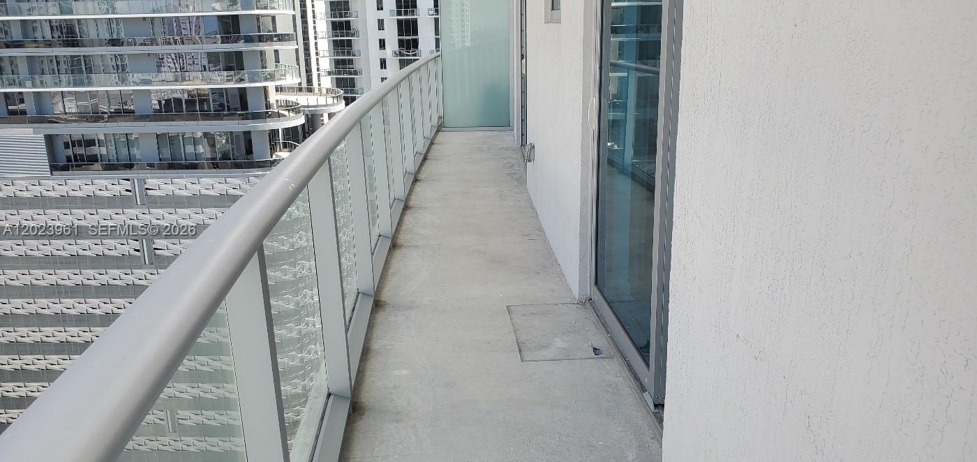 1100 MILLECENTO RESIDENCE - Residential Lease