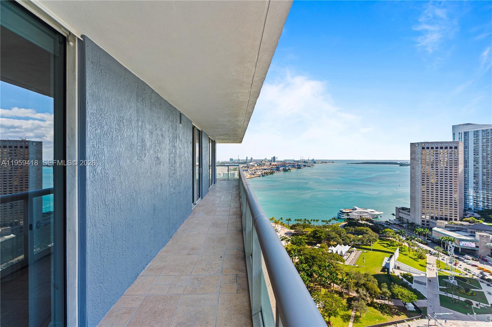 50 Biscayne Blvd 3010