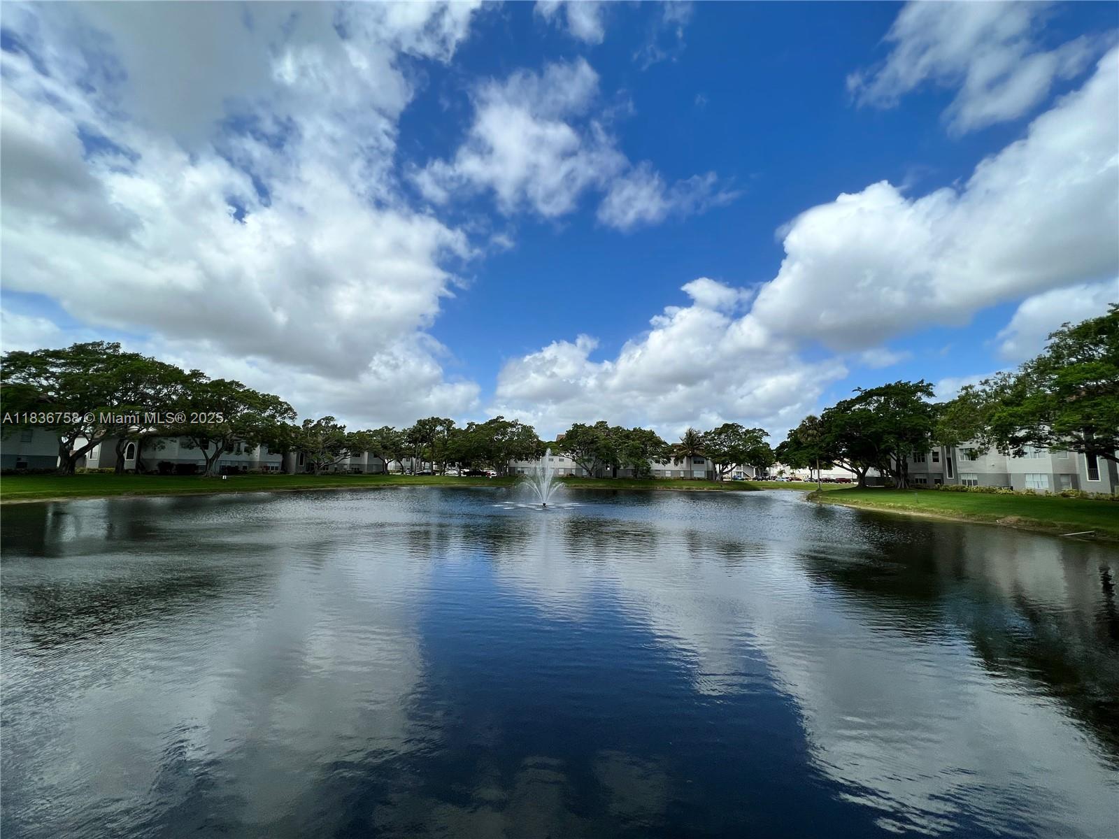 Great 2 Bed | 2 Bath in the Heart of West Palm Beach. Spacious second-floor unit with wood floors and lots of natural light. Ideally located near CityPlace, downtown, major malls, and more. Enjoy resort-style amenities including 2 swimming pools, jacuzzi, fitness center, volleyball court, and a picnic area.