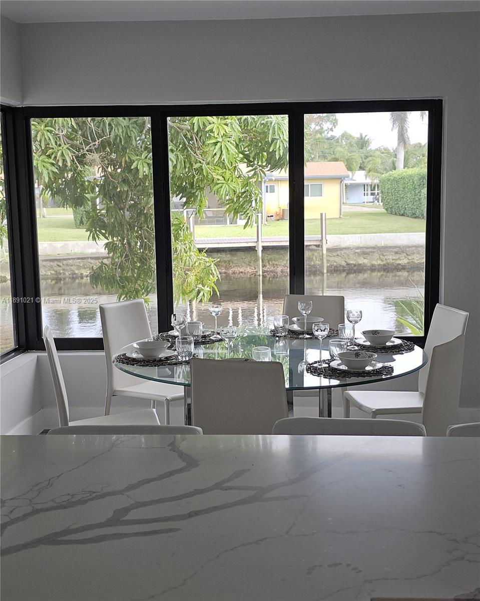 JENADA ISLE - Residential