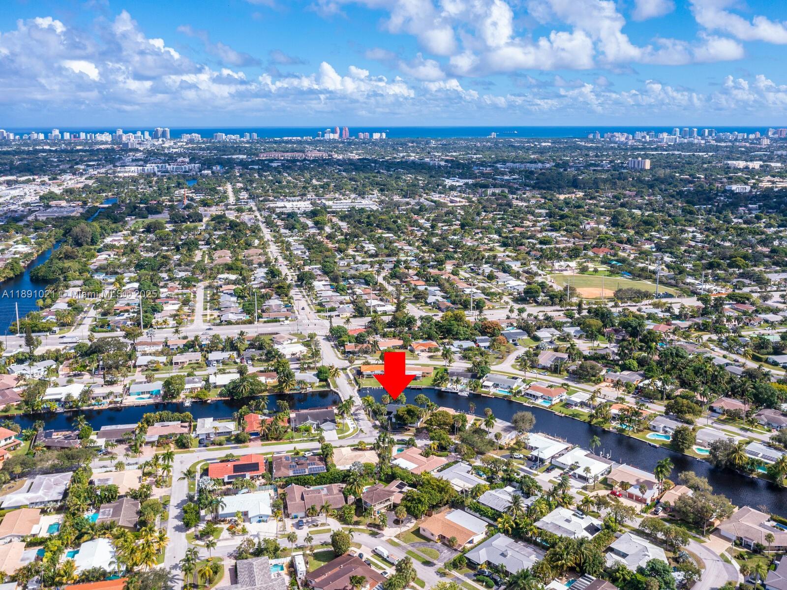 JENADA ISLE - Residential