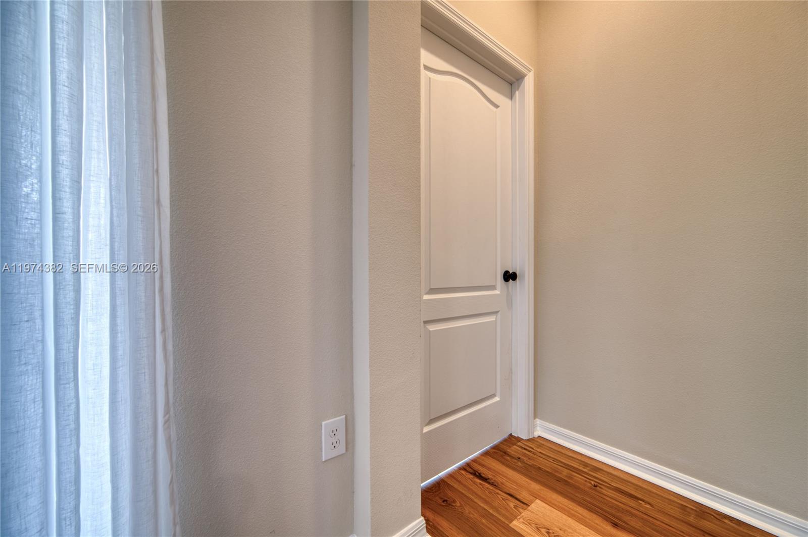 JOHNS LK NORTH - Residential