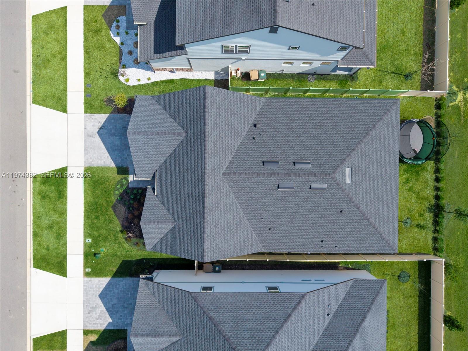 JOHNS LK NORTH - Residential