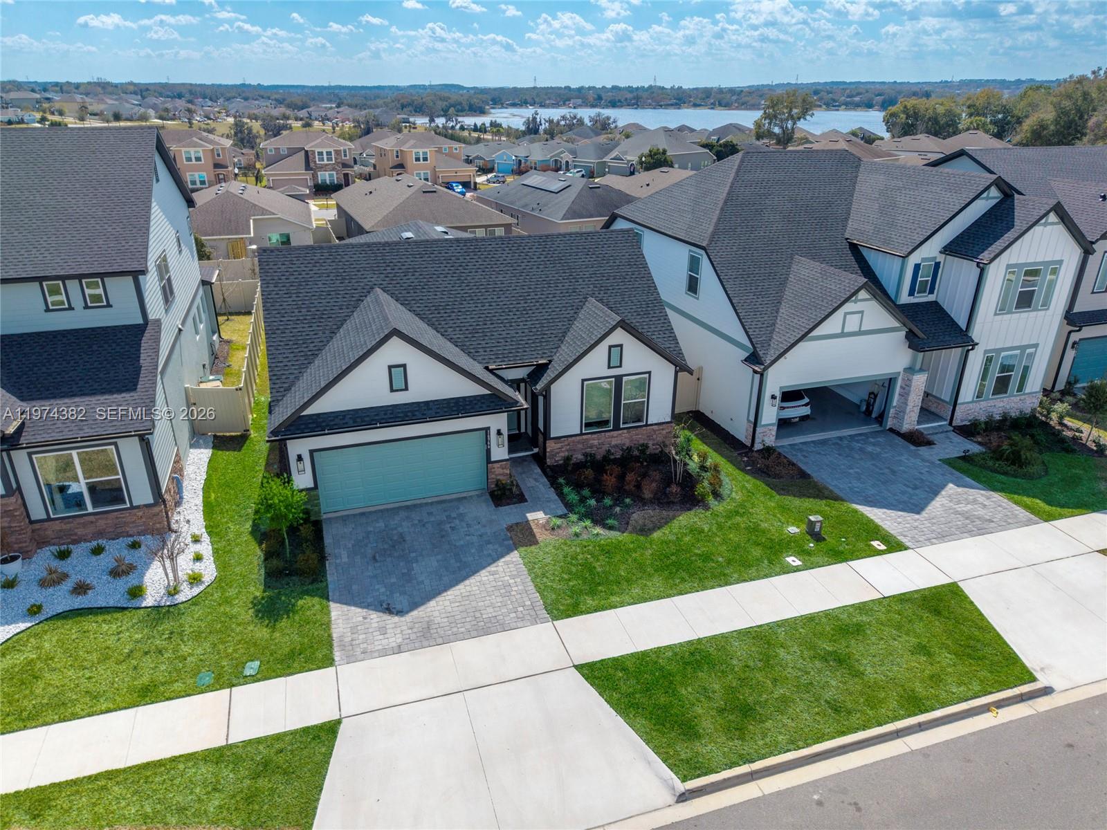 JOHNS LK NORTH - Residential