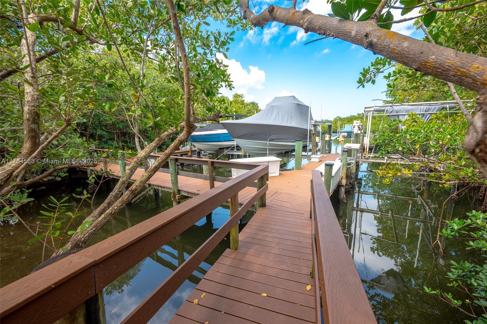 SNOOK HOLE - Residential