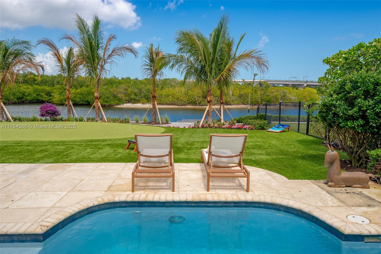 SNOOK HOLE - Residential