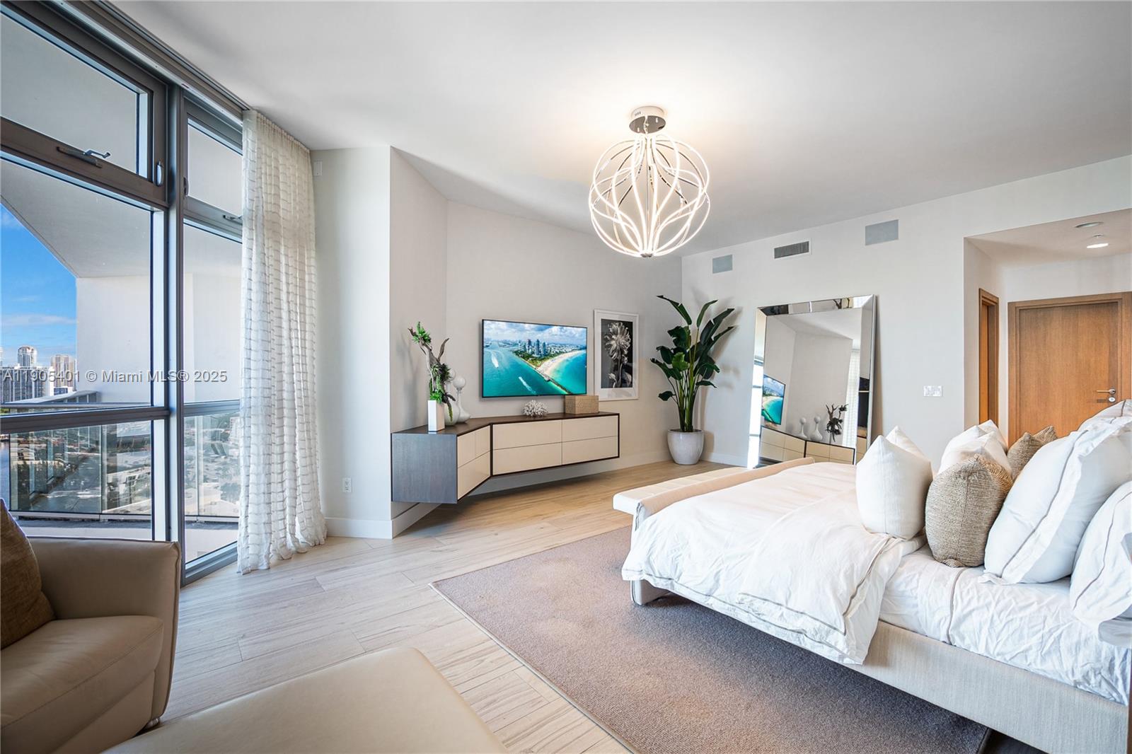 MARINA PALMS RESIDENCES N - Residential