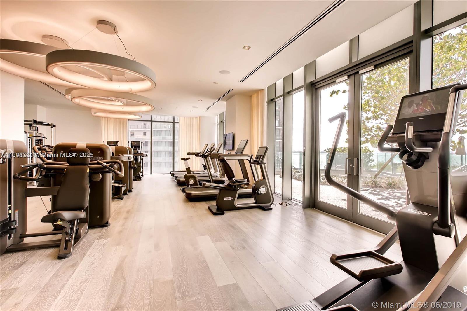 PARAISO BAY CONDO - Residential Lease