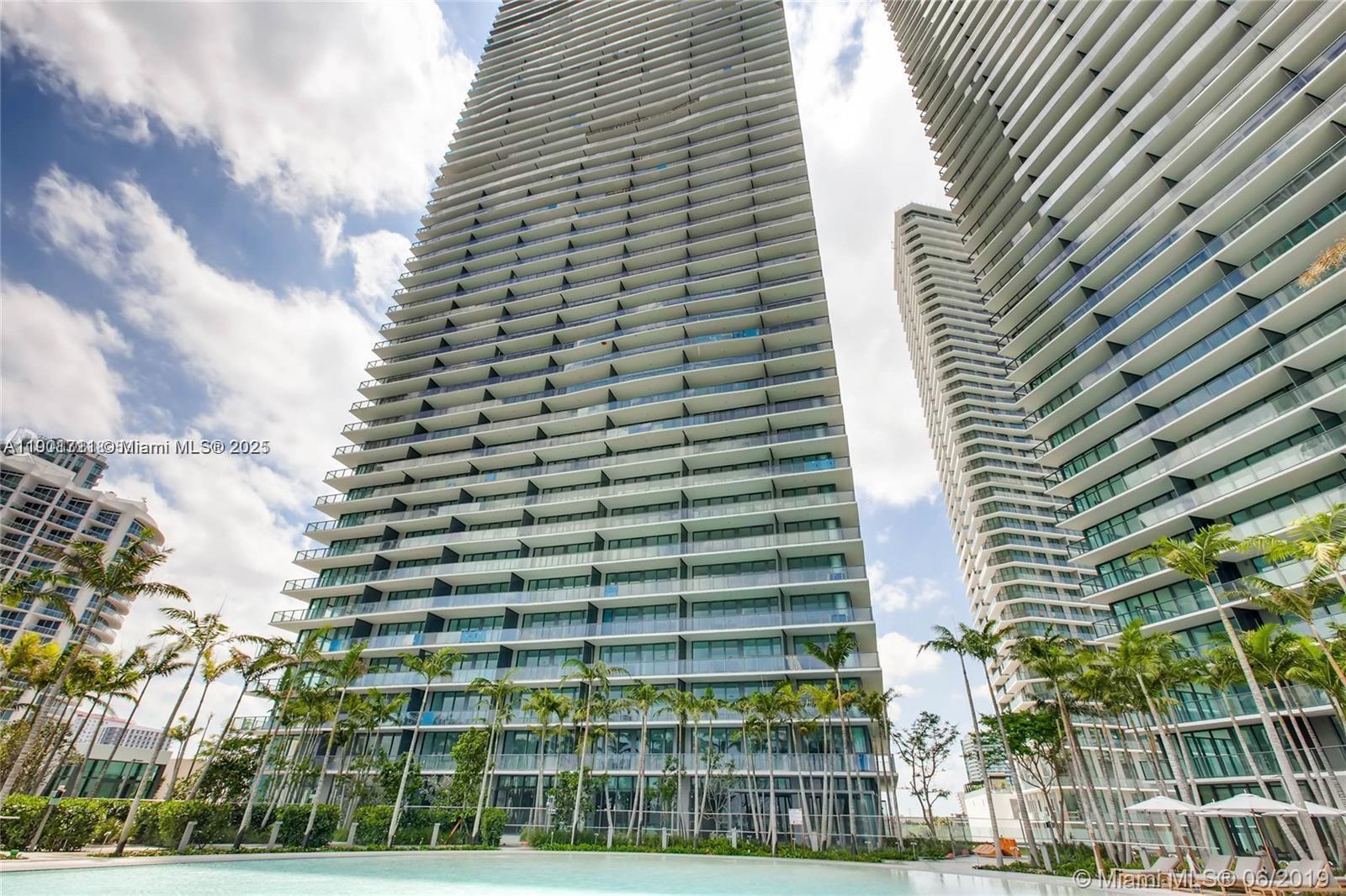 PARAISO BAY CONDO - Residential Lease