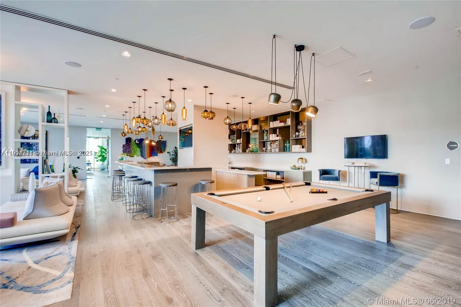 PARAISO BAY CONDO - Residential Lease