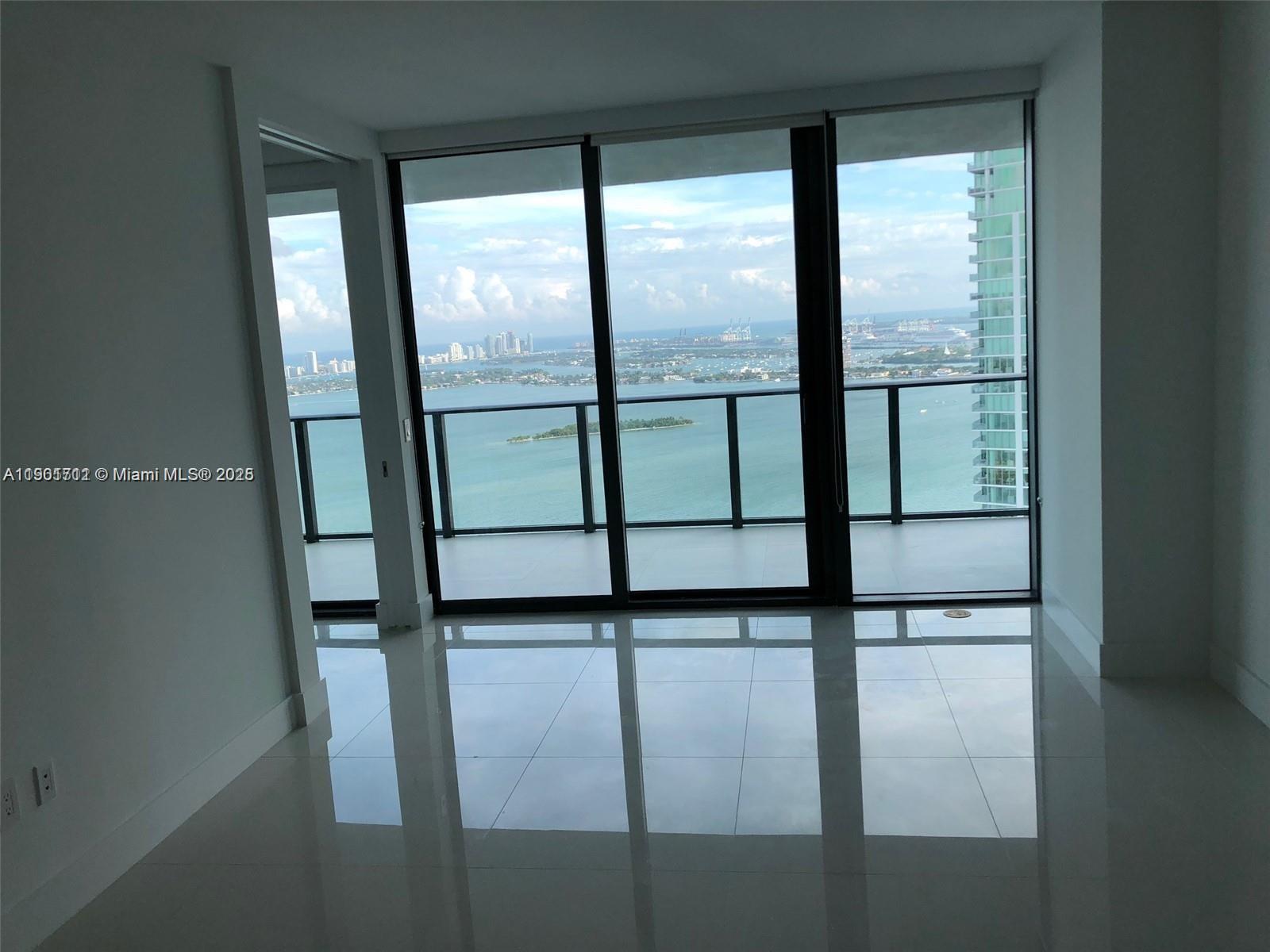 PARAISO BAY CONDO - Residential Lease