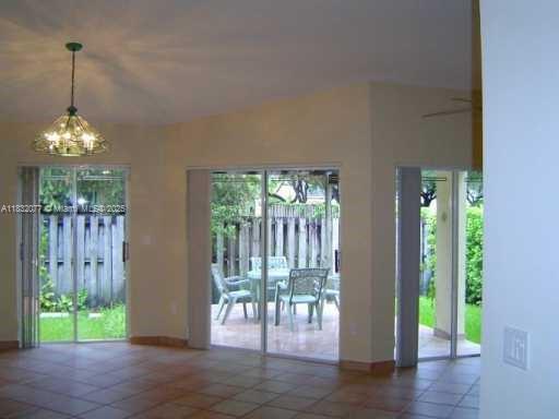 10016 NW 51st Ter