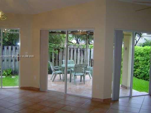 10016 NW 51st Ter