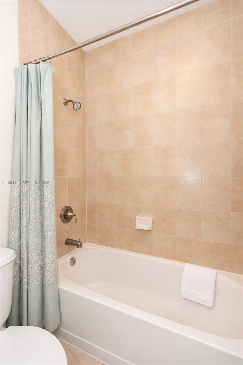 ISLES AT GRAND BAY - Residential