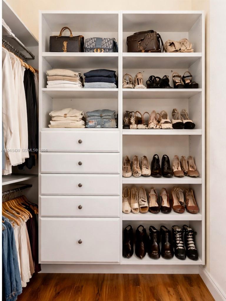 ISLES AT GRAND BAY - Residential