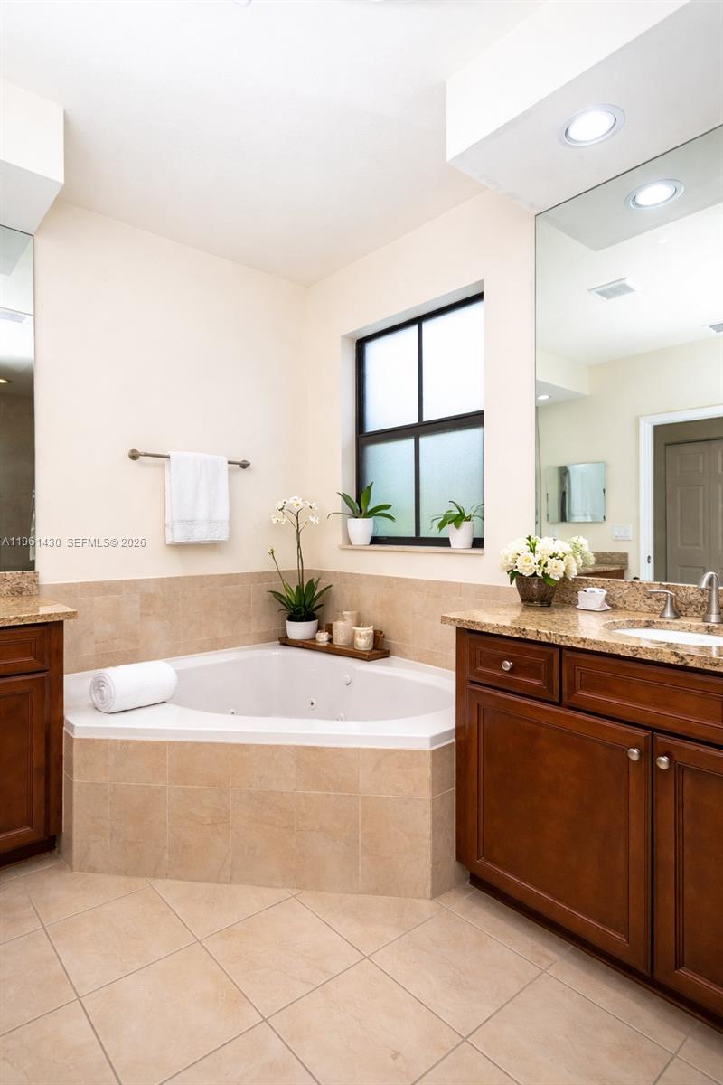 ISLES AT GRAND BAY - Residential