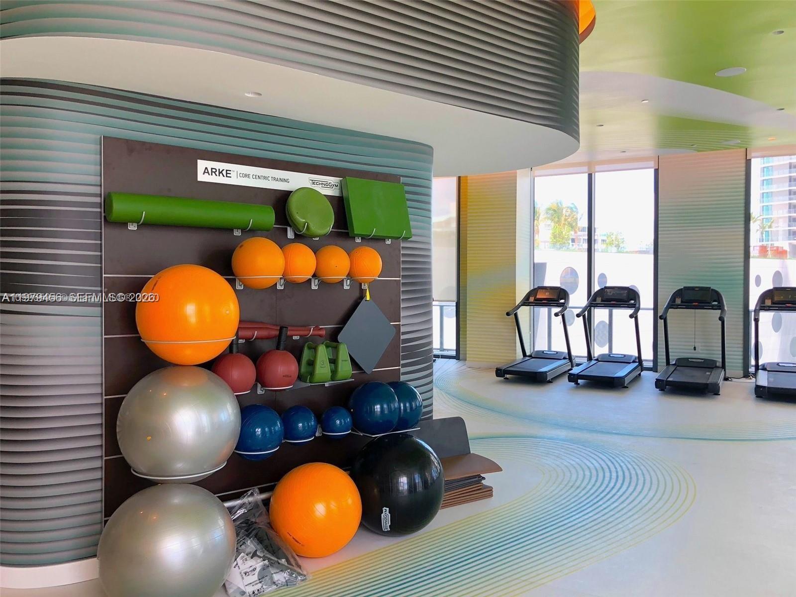 PARAISO BAYVIEWS - Residential