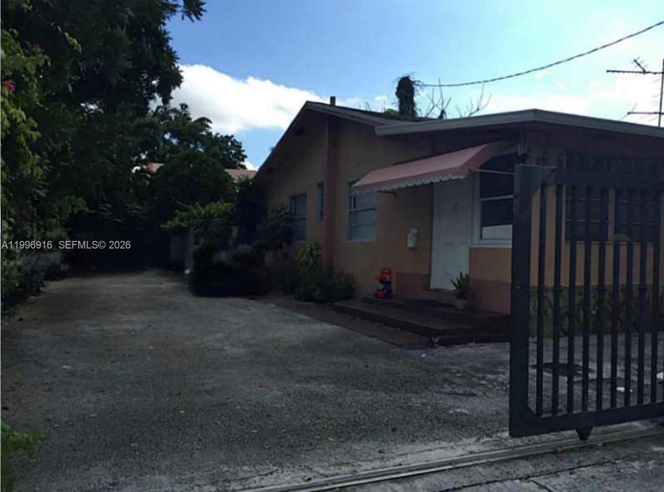 GRAPELAND - Residential Income