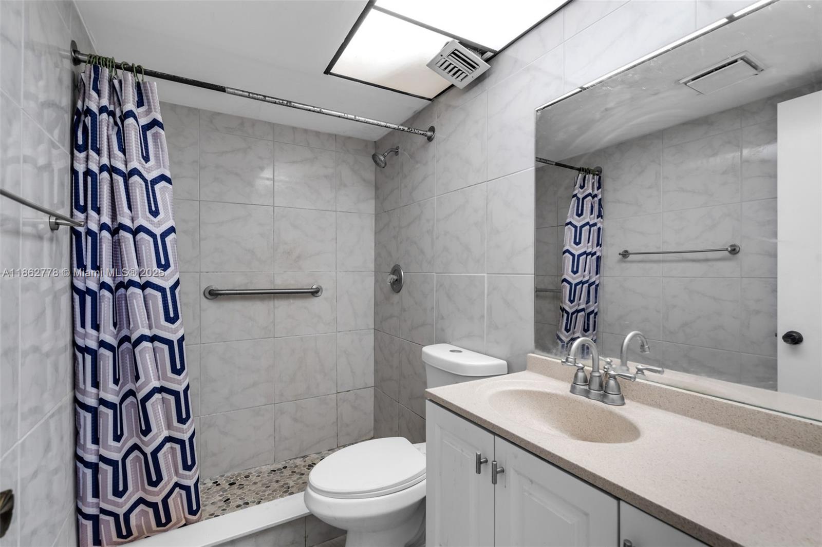 CYPRESS CHASE CONDO NO 6 - Residential