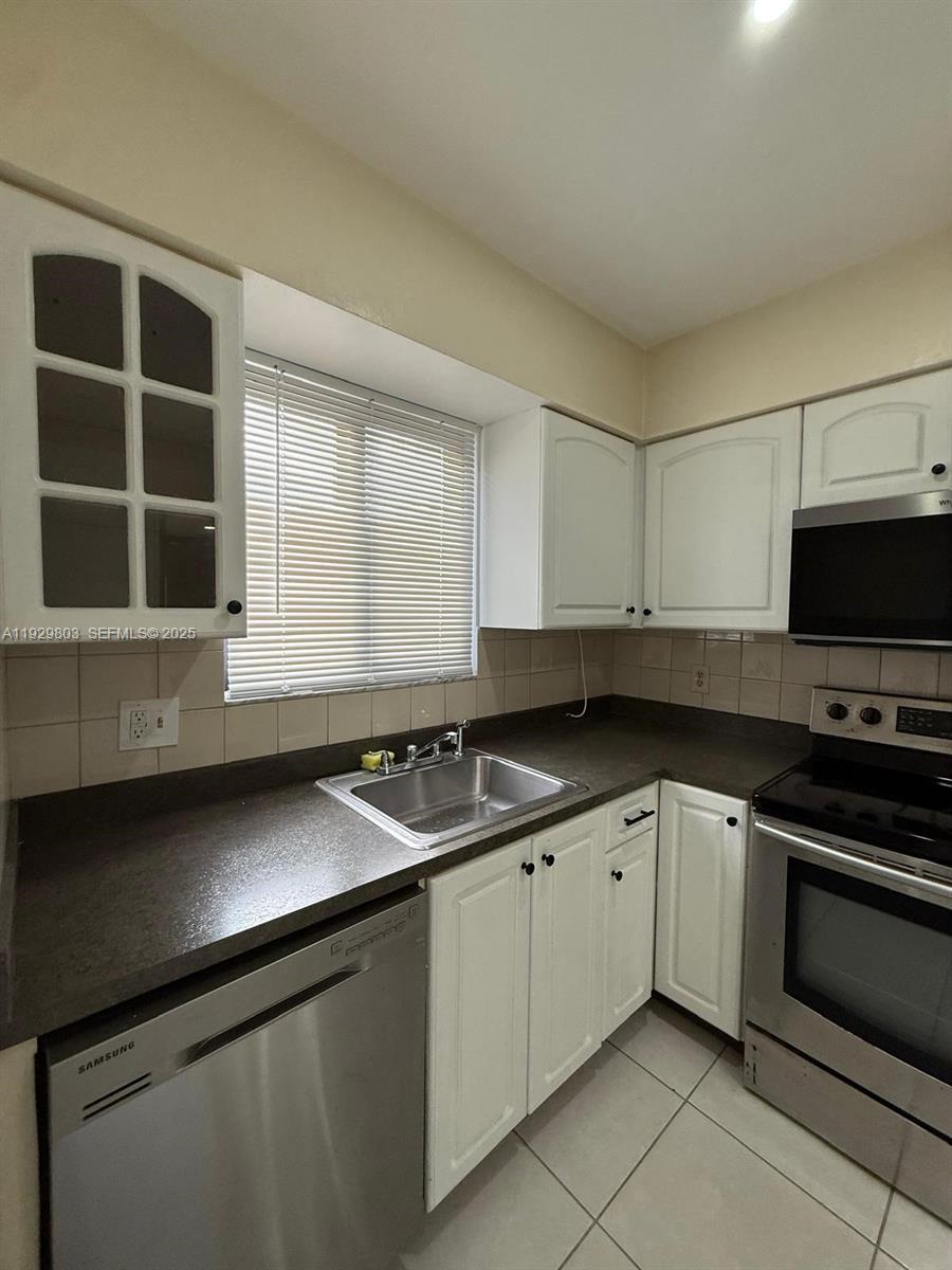 IVES ESTATES SEC 1 - Residential