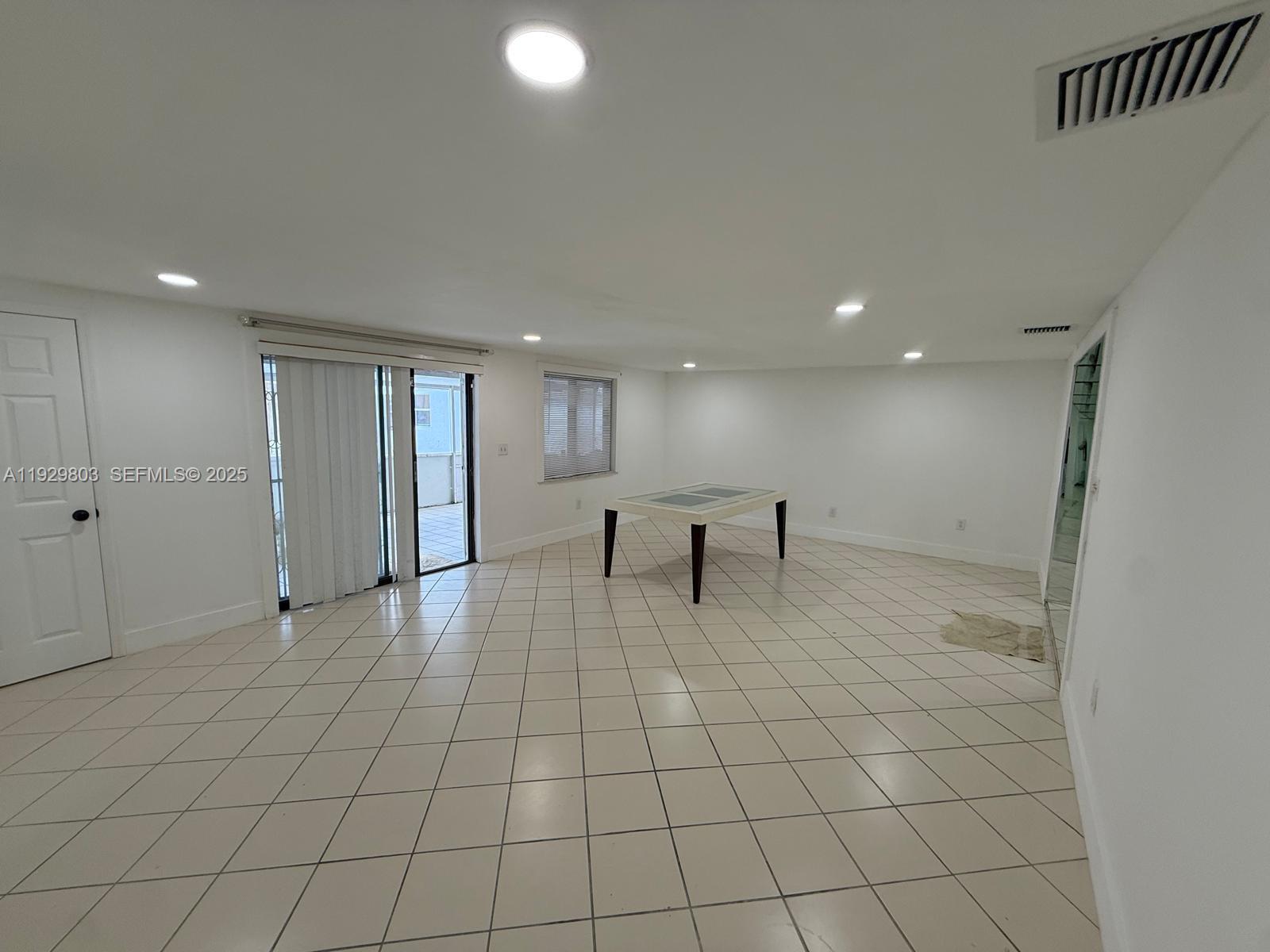 IVES ESTATES SEC 1 - Residential