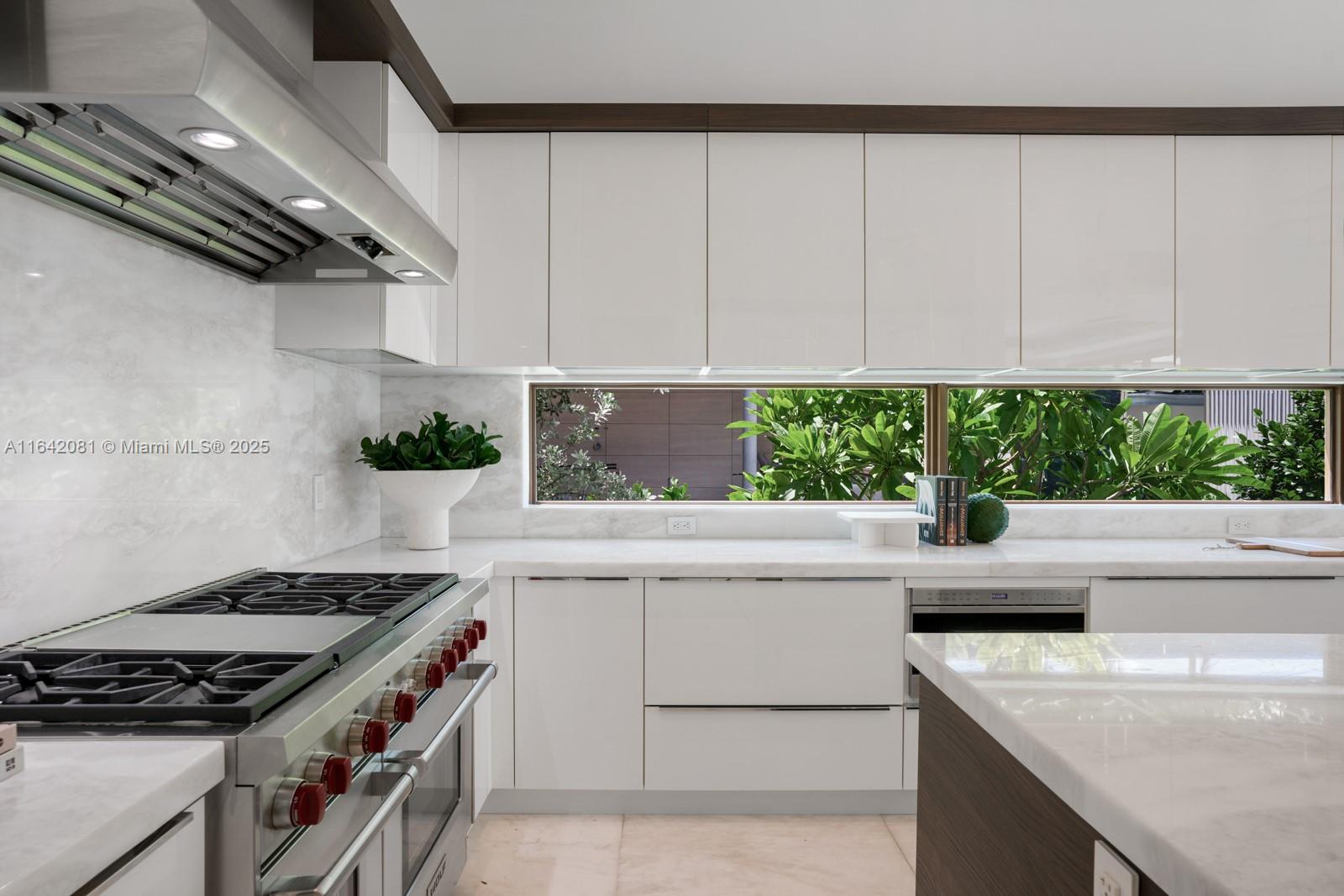 BAL HARBOUR RESIDENTIAL S - Residential