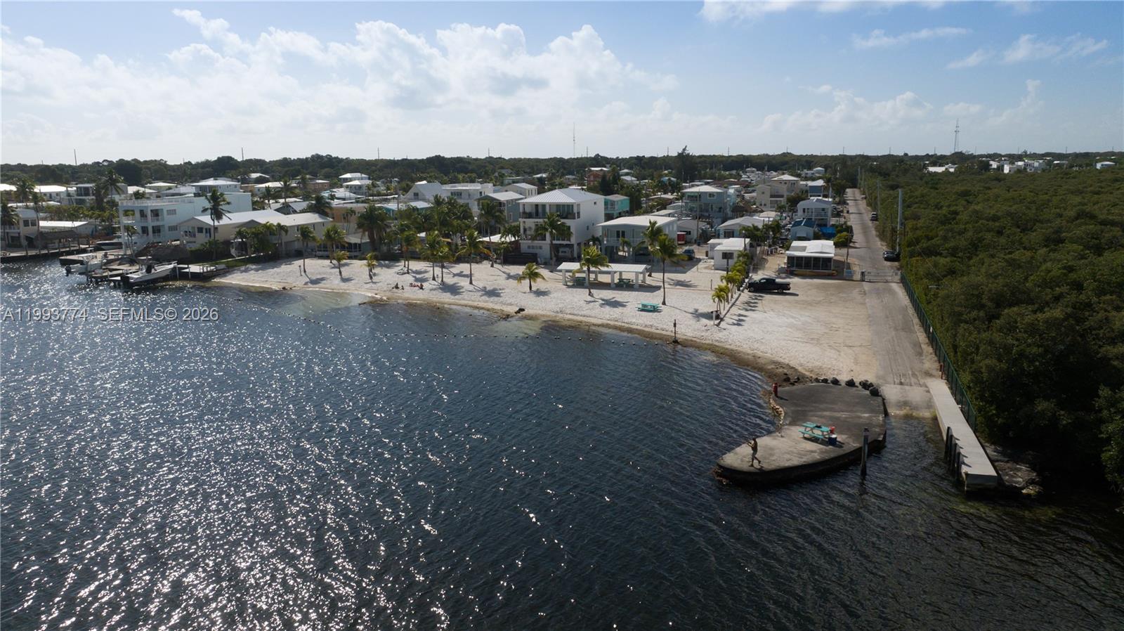 KEY LARGO TRAILER VILLAGE - Residential