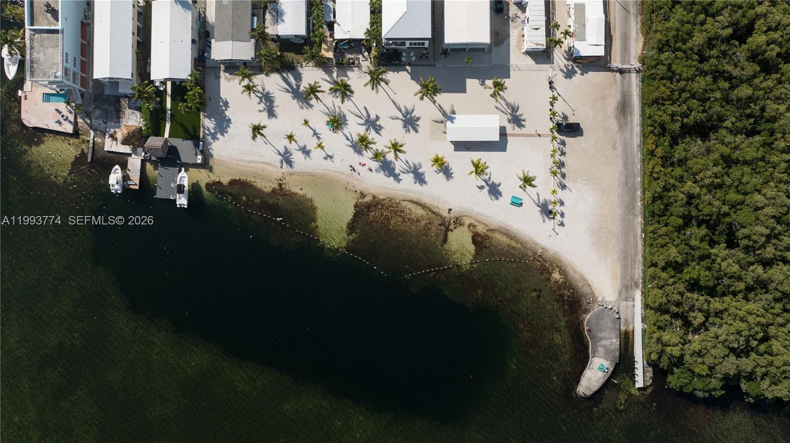 KEY LARGO TRAILER VILLAGE - Residential