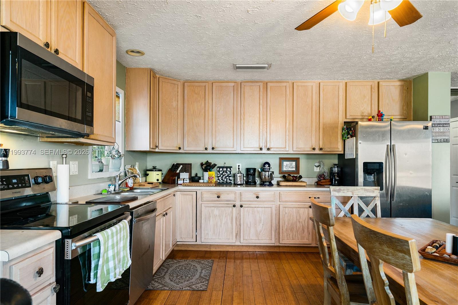 KEY LARGO TRAILER VILLAGE - Residential