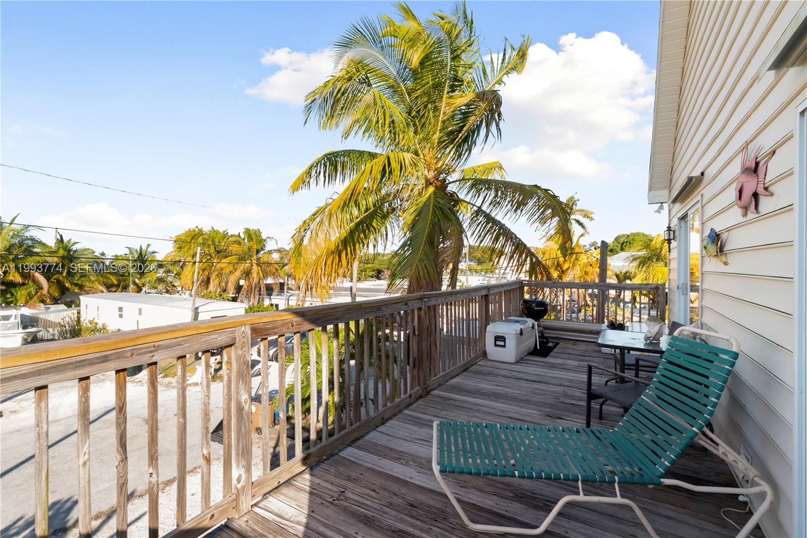 KEY LARGO TRAILER VILLAGE - Residential