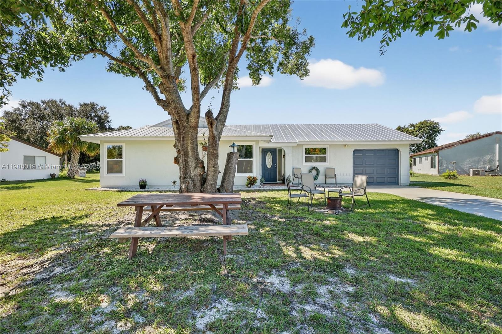 PORT ST LUCIE SECTION 50 - Residential