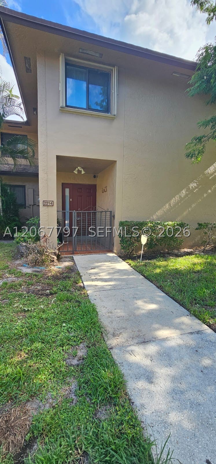 2214 NW 39th Ave
